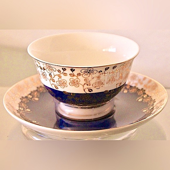 GRACES TEAWARE FOOTED CUP SAUCER SET NAVY METALLIC GOLD FLORAL NEW PORCELAIN - Picture 4 of 8